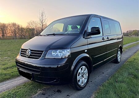VW T5 Multivan Volkswagen 2,5l tdi