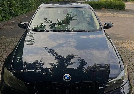 BMW 318i -