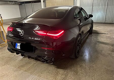 Mercedes-Benz CLA 45 AMG Mercedes-AMG CLA 45 S 4M+