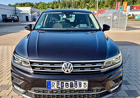 VW Tiguan Volkswagen 2.0 TDI SCR DSG 4MOTION Highline Highline