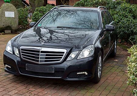 Mercedes-Benz E 300 CDI T BlueEFFICIENCY AVANTGARDE Festpreis