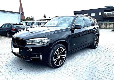 BMW X5 xDrive40d -AHK,Standheizung,Navi,Head up