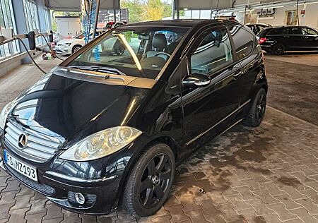Mercedes-Benz A 200 AVANTGARDE Polar Star AVANTGARDE Polar...
