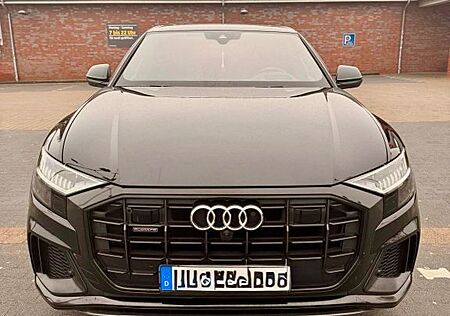 Audi Q8 50 TDI QUATTRO TIPTRONIC - 3 x S-LINE