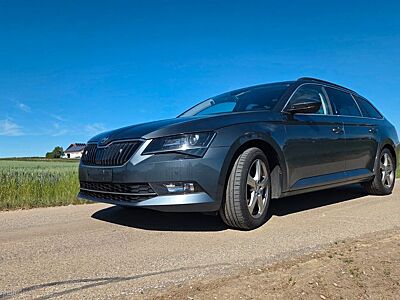 Skoda Superb 2.0 TDI SCR DSG (2025 neu)Ambition Combi