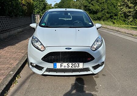 Ford Fiesta 1,6 EcoBoost ST200 ST200