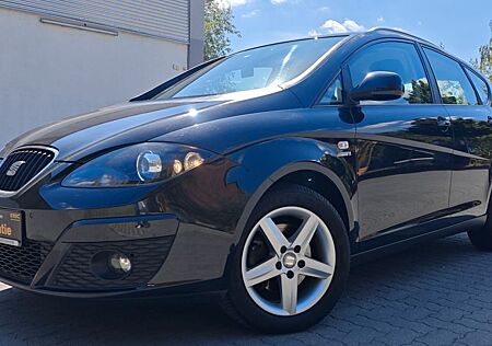 Seat Altea XL1.6TDI*AHK*XENON*PDC*Scheckh.*NAVI*