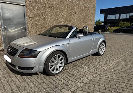 Audi TT Roadster 1.8T 132 kW -