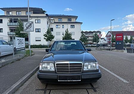 Mercedes-Benz E 230 TÜV NEU / H-Kennzeichen / Automatik