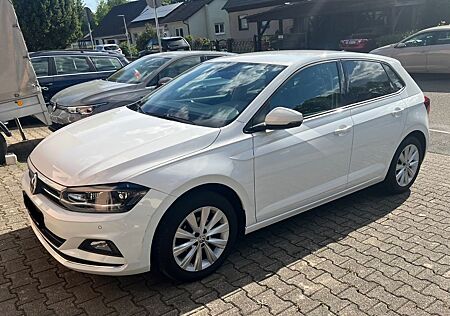 VW Polo Volkswagen 1.0 VI Highline 1.0 TSI DSG + Kam + Navi