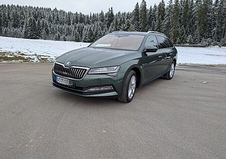 Skoda Superb Škoda Combi 2.0 TDI 4x4 DSG - Premium Edi