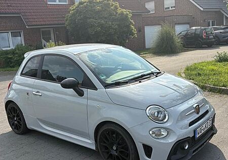 Abarth 595 1.4 T-Jet 16V Pista