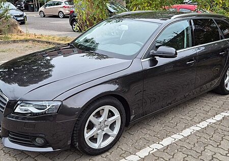 Audi A4 1.8 TFSI avant Kombi in gepflegtem Zustand