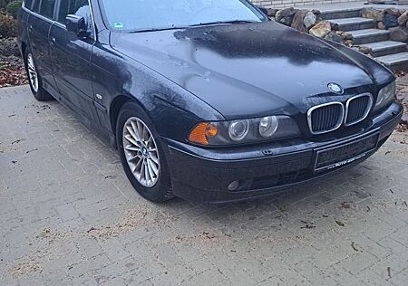 BMW 525d A Touring -