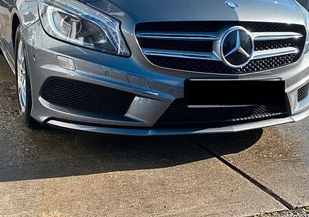 Mercedes-Benz A 200 AMG Line AMG Line