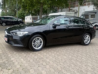 Mercedes-Benz CLA Shooting Brake CLA 180 d