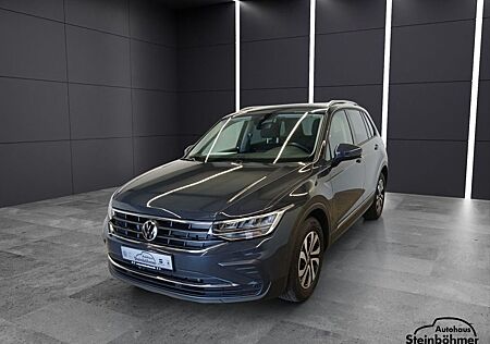 VW Tiguan Volkswagen Active 2.0TDI DSG LED NAV AHK ACC SHZ
