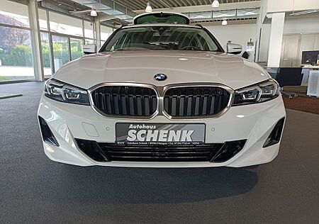 BMW 318i Touring/ Widscreen/ LED/ AHK/ PDC