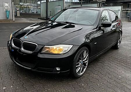BMW 325i -