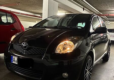 Toyota Yaris 1,33-l-Dual-VVT-i Edition Klimaautomatik