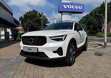 Volvo XC 40 XC40 Plus Dark 2WD *Pano-360°-H&K-19Zoll*