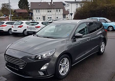 Ford Focus 1,5EcoBlue,Cool&Connect,Klima.