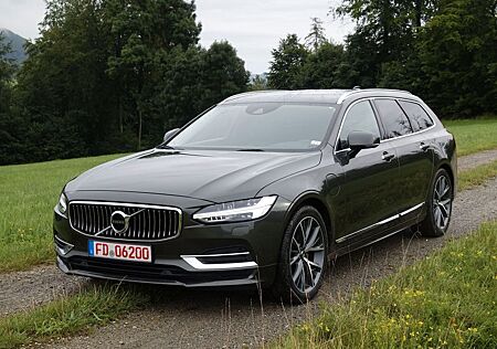 Volvo V90 T8 AWD Inscription V-LED*AHK*RFK*BLIS*ACC