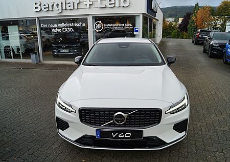 Volvo V60 T6 AWD Plug-in Hybrid Plus Dark Aut./AHK/19"