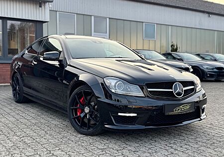 Mercedes-Benz C 63 AMG Coupe Edition 507/Distr./Pano/Key-Go/