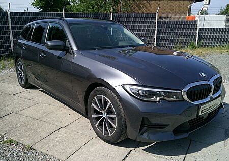 BMW 320 d Tour Head-Up Driv.Assist Aktive Geschw.!
