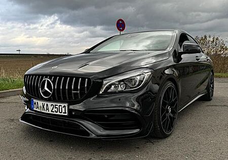 Mercedes-Benz CLA 200 - AMG line mit Umbau Aerodynamic Paket