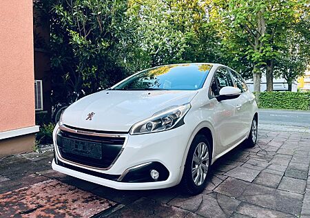 Peugeot 208 1.2 Active PureTech 82 Active