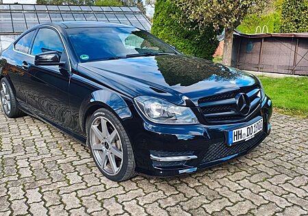 Mercedes-Benz C 180 BlueEFFICIENCY Coupé Edition 1 AMG-Paket