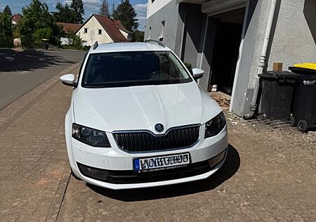 Skoda Octavia 2.0 TDI DSG Ambition Combi Ambition