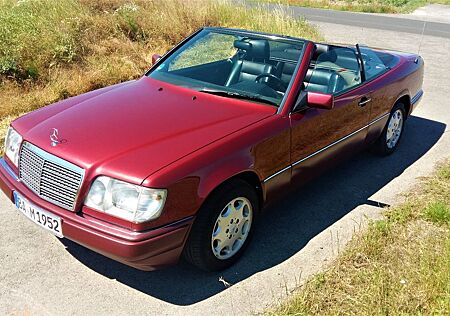 Mercedes-Benz E 320 Autom. Cabrio, 06/1994, HU, H-Abnahme, AHK