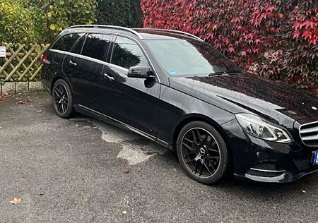 Mercedes-Benz E 350 BlueTEC T AVANTGARDE AVANTGARDE