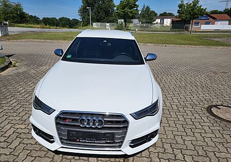 Audi S6 Avant 4.0 TFSI quattro, 20" Felgen