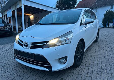 Toyota Verso SkyView Edition