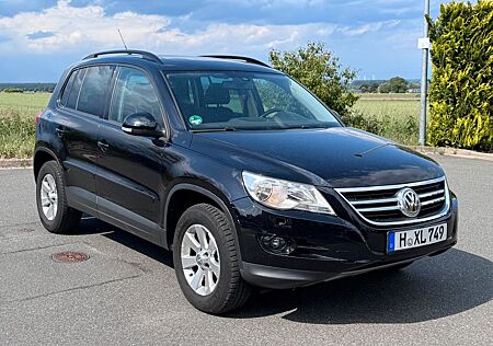 VW Tiguan Volkswagen 2.0 TSI 4MOTION Track & Field Track &...