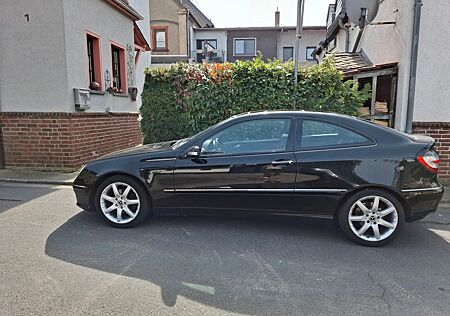 Mercedes-Benz CL 200
