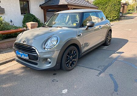 Mini ONE Metropolitan Ausführung +Einpark+Winter