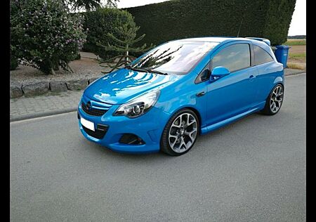 Opel Corsa 1.6 Turbo OPC OPC