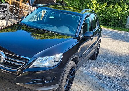 VW Tiguan Volkswagen 1.4 TSI 4MOTION Track & Field Track &...
