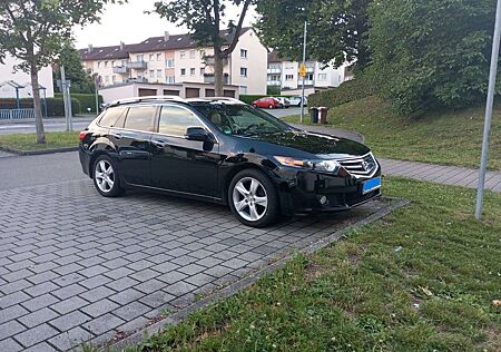 Honda Accord Tourer 2.2 i-DTEC Exec/Navi/Xenon/RKamera