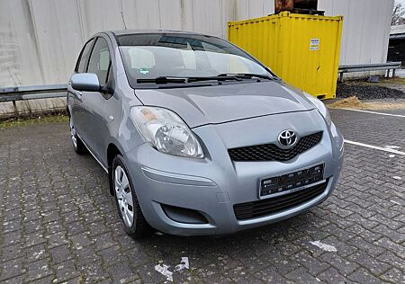 Toyota Yaris Cool
