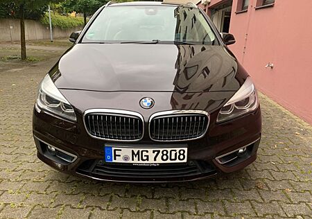 BMW 2er 220d Active Tourer Luxury Pan AHK Headup Steptro