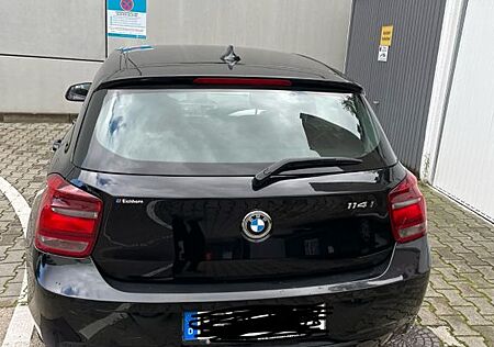 BMW 114i -