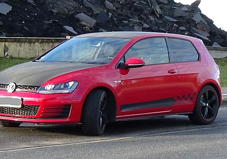 VW Golf Volkswagen 2.0 TSI BMT GTI GTI