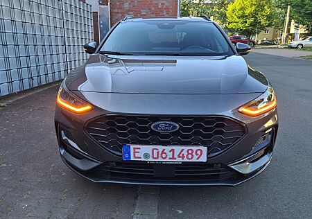 Ford Focus 1.0 Hybr. Turnier ST-LINE *LED*AHK*KAMERA*