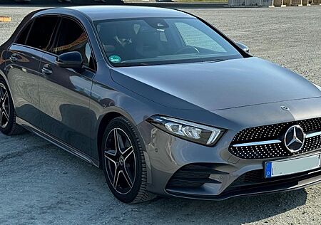 Mercedes-Benz A 220 4MATIC AMG Line *Night*Burmester*Voll Dig*